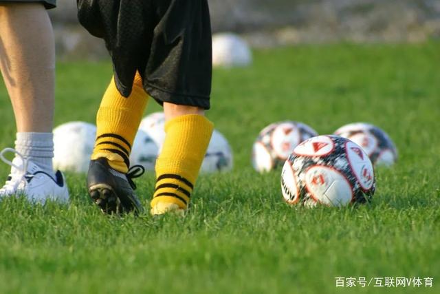 探讨库明加经纪人的争议合同和其他受害球员